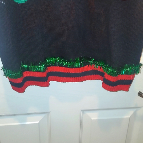 Christmas Sweater with Hanging Bells Holiday Party Festive Sweater - Picture 13 of 17